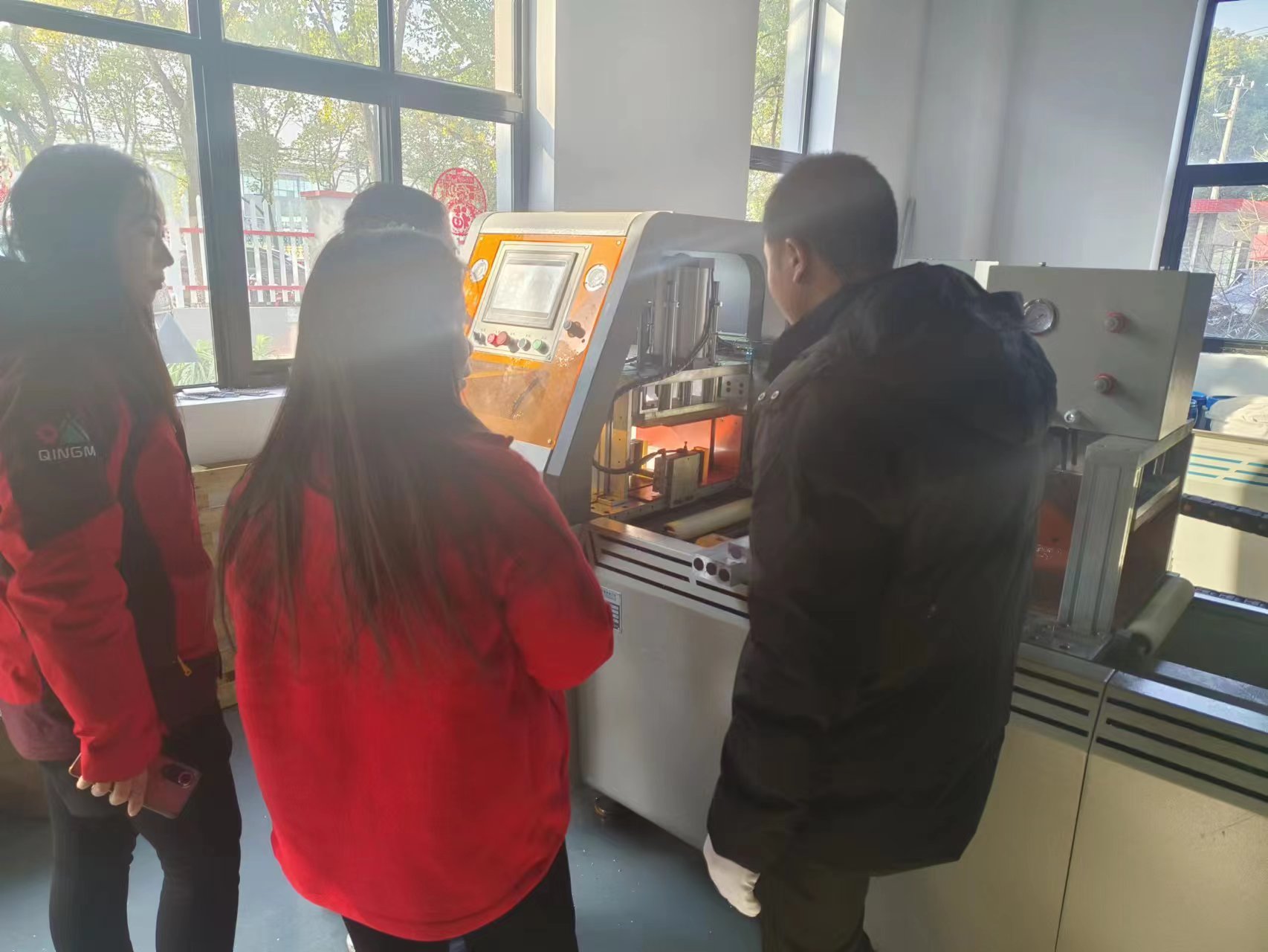 日意嘉現場試切