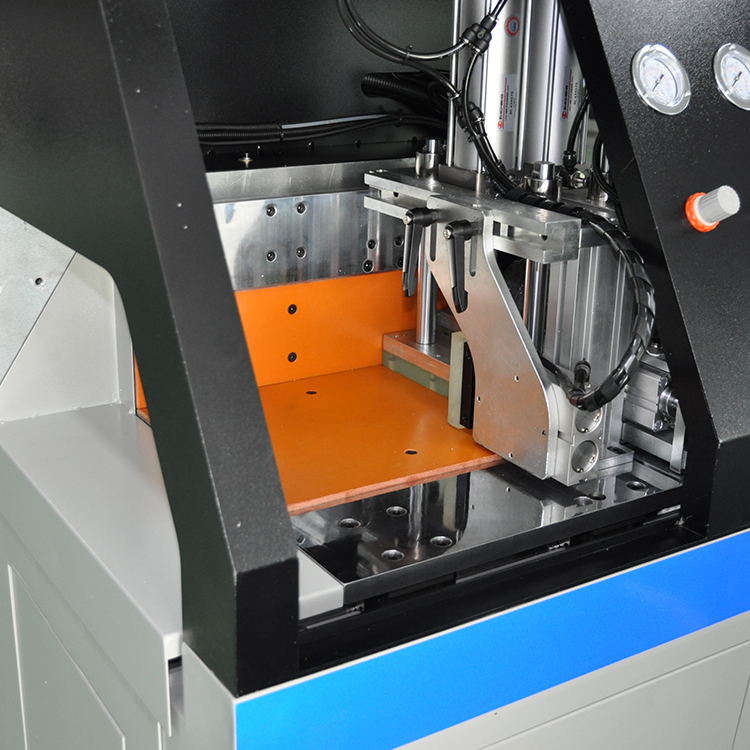 550無尾料分離式全自動切鋁機細節圖1