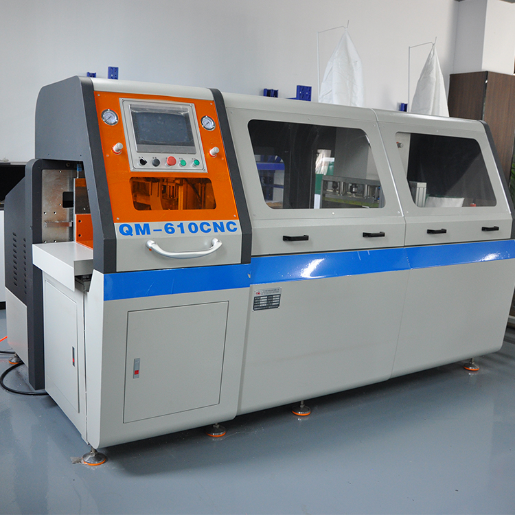 全自動鋁型材切割機操作注意事項